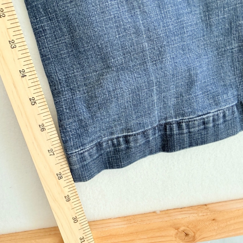 7 For All Mankind Dojo Light Wash Blue Flare Jeans - Picture 4 of 11